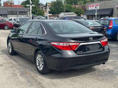 Used 2015 Toyota Camry LE FWD image 6