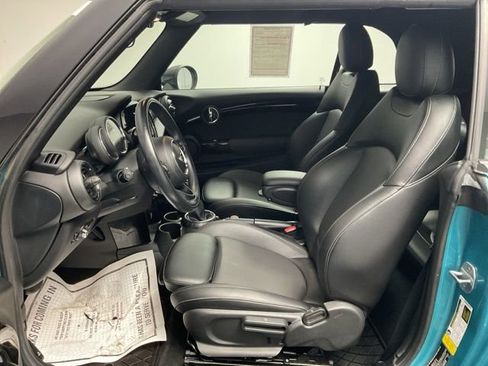 Used 2017 MINI Cooper S image 12