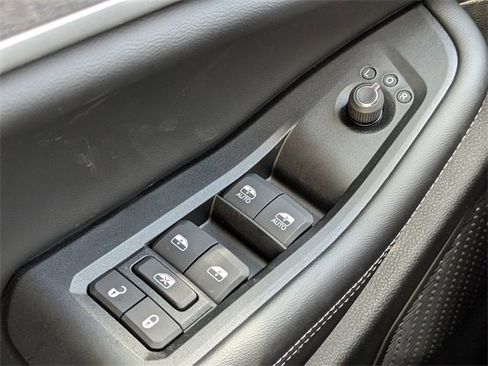 New 2025 Jeep Grand Cherokee Limited image 25