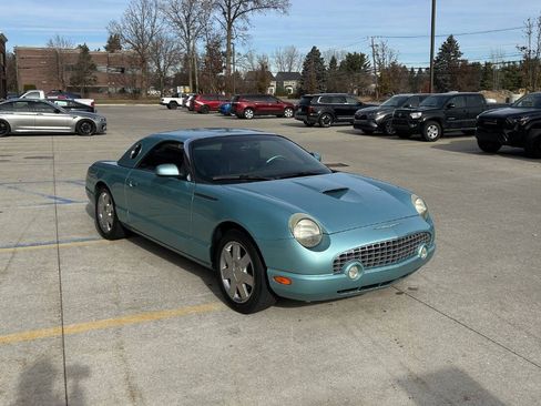 Used 2002 Ford Thunderbird image 4