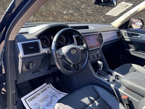 Used 2019 Volkswagen Atlas SE w/ Towing Package image 12