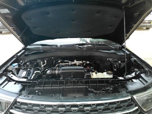 Used 2023 Ford Explorer XLT RWD image 52