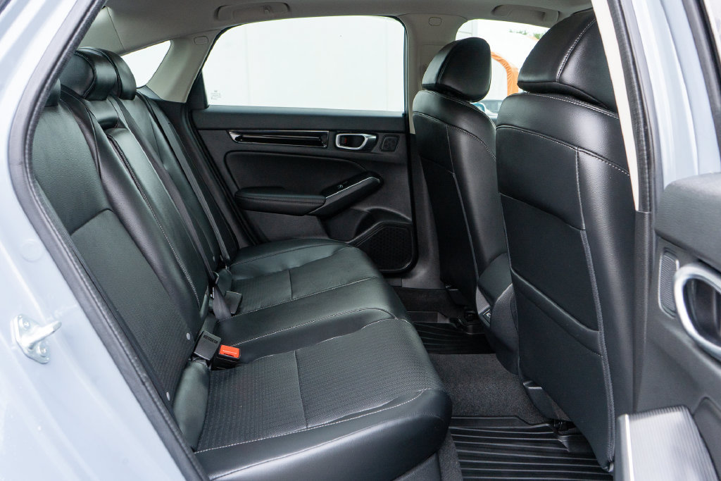 Used 2023 Honda Civic Touring image 19