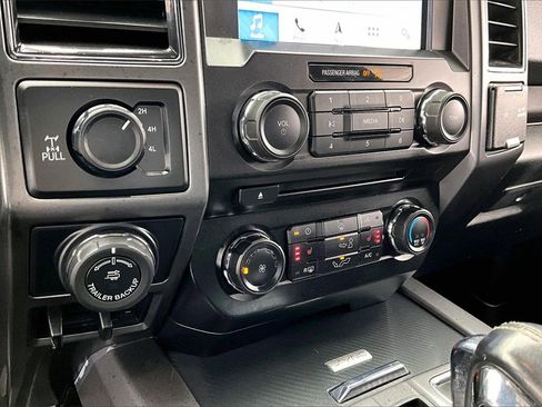 Used 2018 Ford F150 XLT w/ Equipment Group 302A Luxury image 32