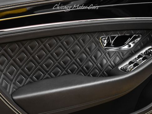 Used 2020 Bentley Continental GT V8 image 30