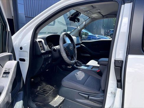 Used 2022 Nissan Frontier S w/ Technology Package AWD/4WD image 7
