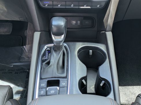 Used 2020 Hyundai Santa Fe Limited AWD/4WD image 18