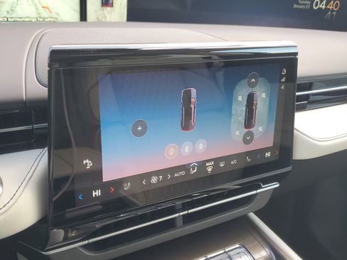 New 2026 Lincoln Nautilus Black Label w/ Jet Appearance Package image 25