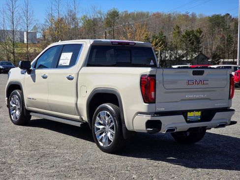 New 2026 GMC Sierra 1500 Denali AWD/4WD image 19