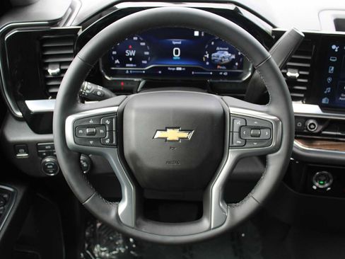 Certified 2023 Chevrolet Silverado 1500 LT AWD/4WD image 12