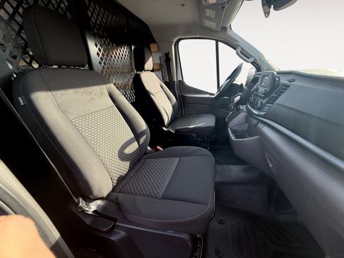 Used 2024 Ford Transit 250 Base w/ Exterior Upgrade Package image 18