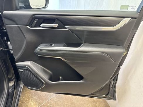 Certified 2025 GMC Acadia Elevation image 30