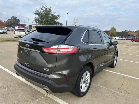 Used 2019 Ford Edge SEL w/ Equipment Group 201A image 5