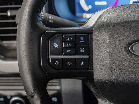 Used 2025 Ford F350 Platinum AWD/4WD image 17