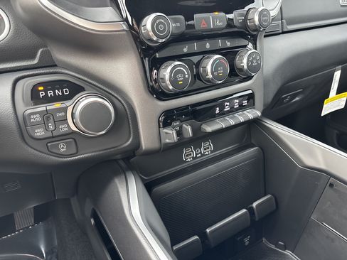 New 2026 RAM 1500 Big Horn AWD/4WD image 21