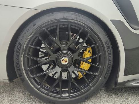 Used 2015 Porsche 911 Turbo S image 25