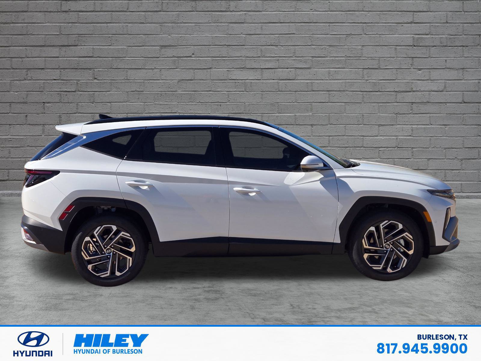 New 2026 Hyundai Tucson Limited FWD image 3