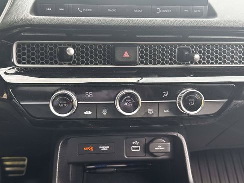 Used 2024 Honda Civic Sport image 29