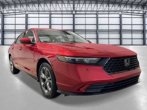 New 2026 Honda Accord EX-L image 9