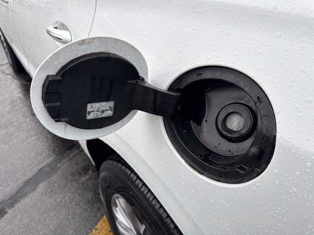 Used 2024 Buick Enclave Essence FWD image 20