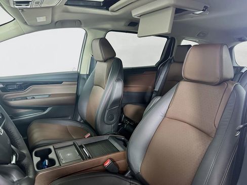 New 2026 Honda Odyssey Elite image 8