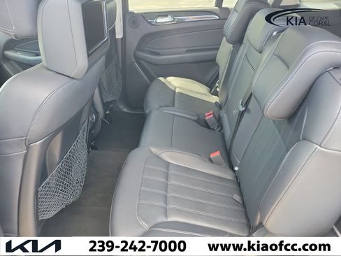 Used 2017 Mercedes-Benz GLS 450 4MATIC image 13