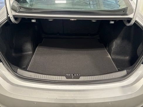 Used 2022 Chevrolet Malibu Premier FWD image 38