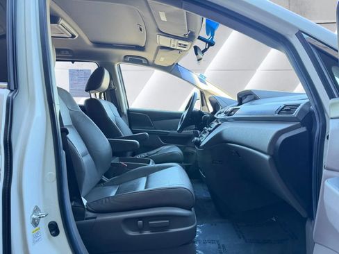 Used 2012 Honda Odyssey Touring image 10