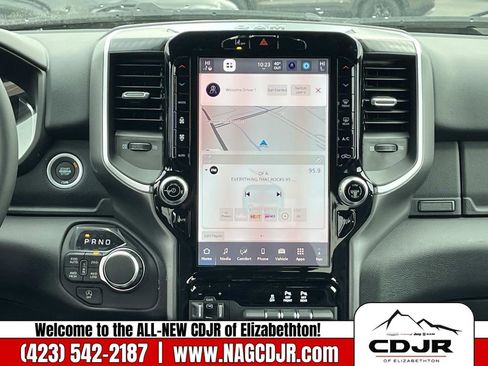 New 2026 RAM 1500 4x4 Crew Cab image 16