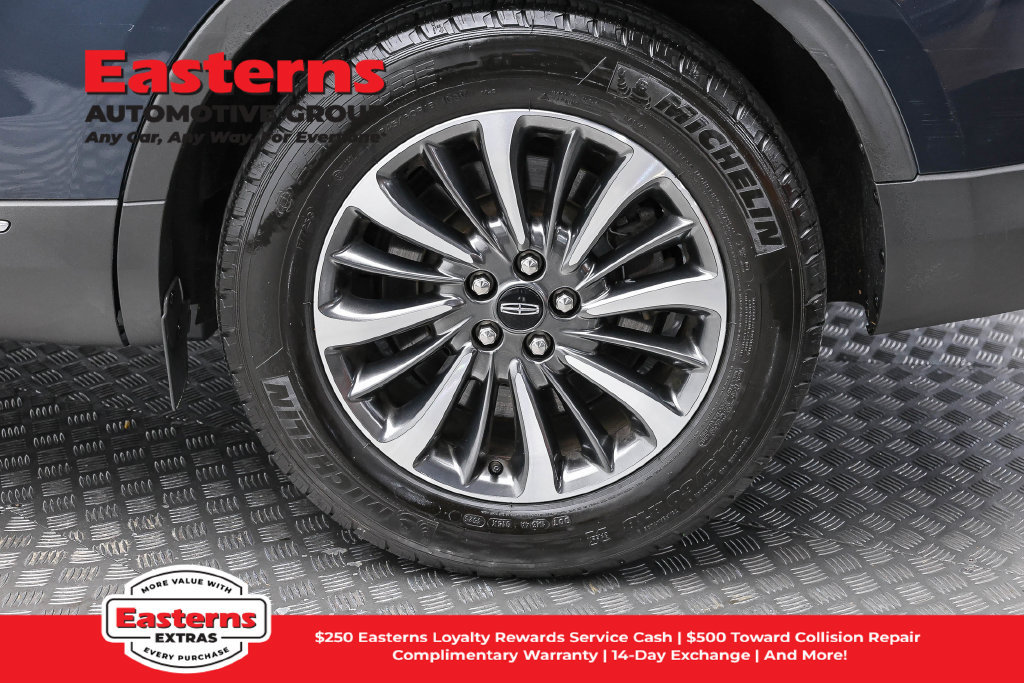 Used 2023 Lincoln Nautilus AWD image 9