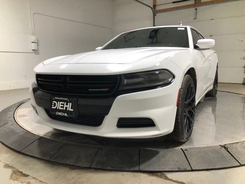 Used 2020 Dodge Charger R/T image 3