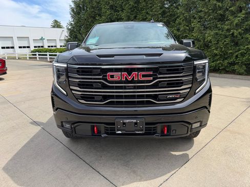 New 2026 GMC Sierra 1500 AT4 w/ AT4 Premium Package AWD/4WD image 6