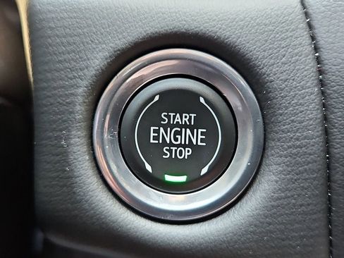 Certified 2023 GMC Yukon SLT AWD/4WD image 24