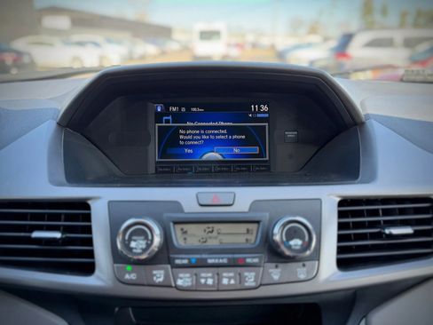 Used 2016 Honda Odyssey LX image 14