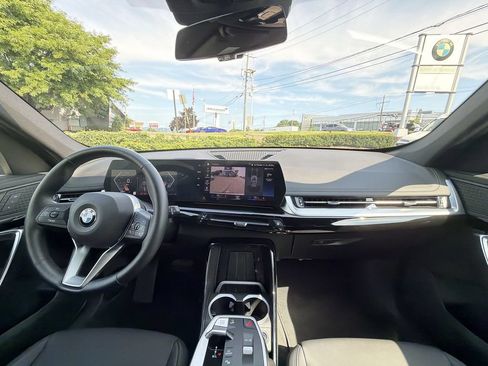 Used 2023 BMW X1 xDrive28i w/ Convenience Package AWD/4WD image 18