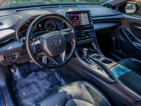 Used 2019 Toyota Avalon Touring w/ All Weather Liner Package FWD image 14