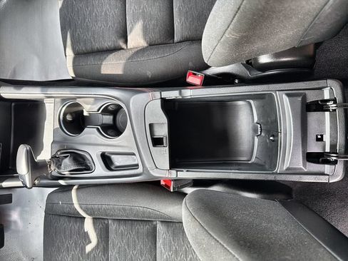 Used 2025 Dodge Durango GT AWD/4WD image 34