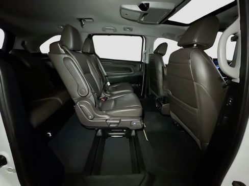 Used 2020 Honda Odyssey Elite image 35