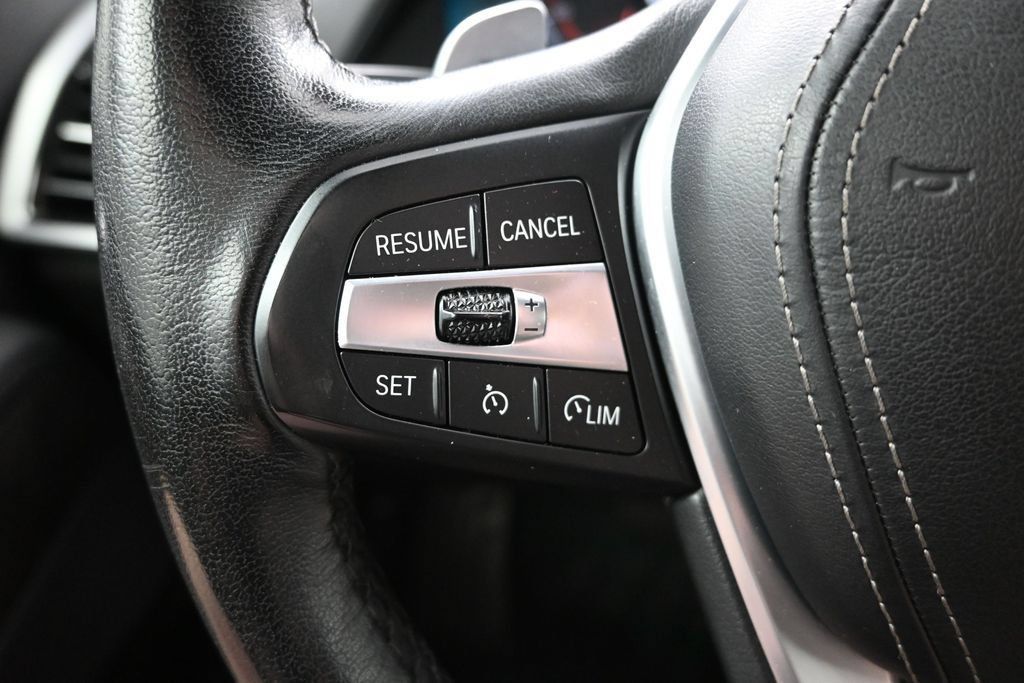 Used 2022 BMW X5 xDrive40i w/ Executive Package AWD/4WD image 25