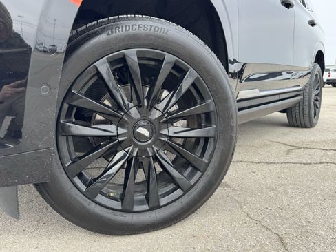 Used 2021 Cadillac Escalade Premium Luxury w/ Driver Assist Tech Package image 2