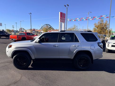 Used 2024 Toyota 4Runner SR5 image 43