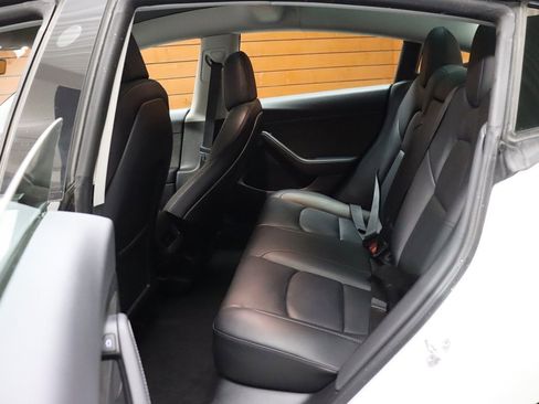 Used 2023 Tesla Model 3 Standard Range image 28