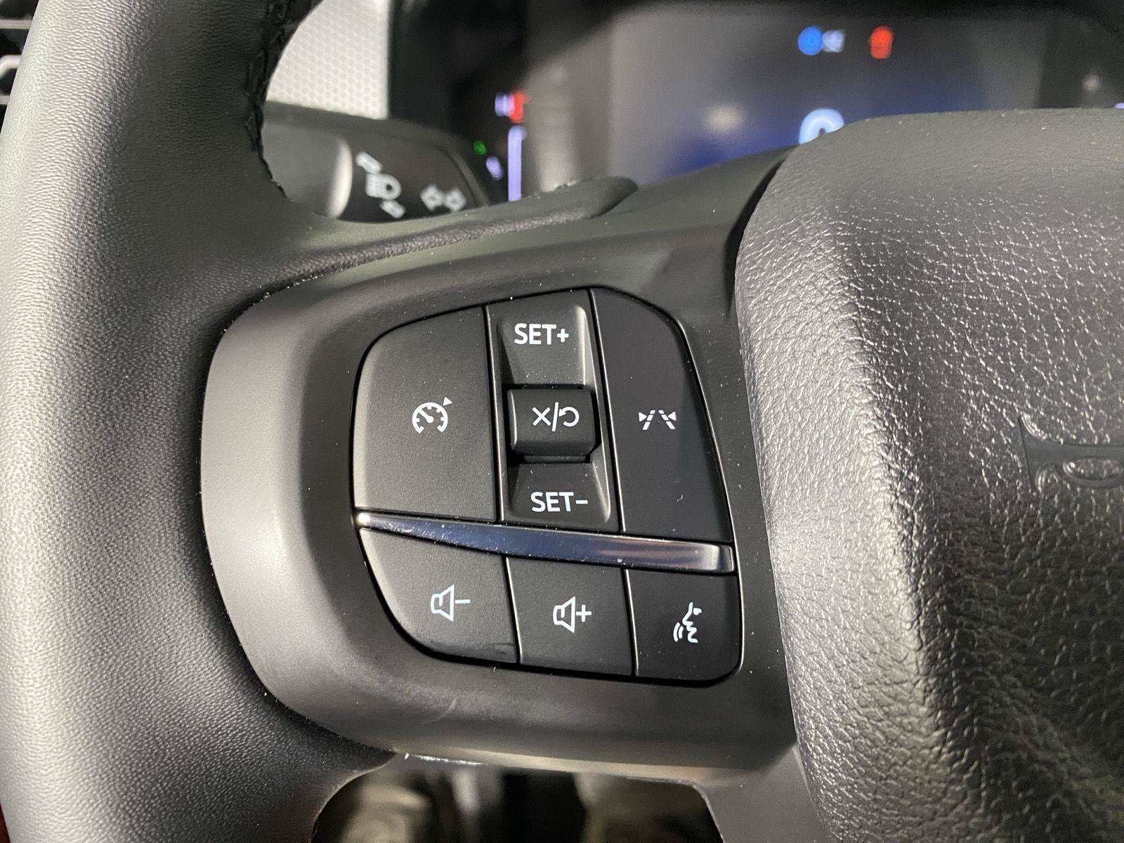 Used 2025 Ford Ranger XLT w/ Equipment Group 301A High AWD/4WD image 17
