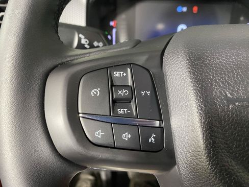Used 2025 Ford Ranger XLT w/ Equipment Group 301A High AWD/4WD image 17