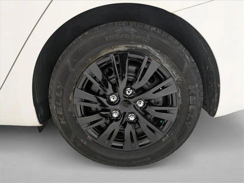 Used 2018 Kia Forte LX FWD image 21
