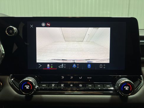 New 2025 GMC Canyon Elevation w/ Convenience Package image 13