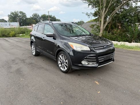 Used 2014 Ford Escape SE w/ SE Chrome Package FWD image 3
