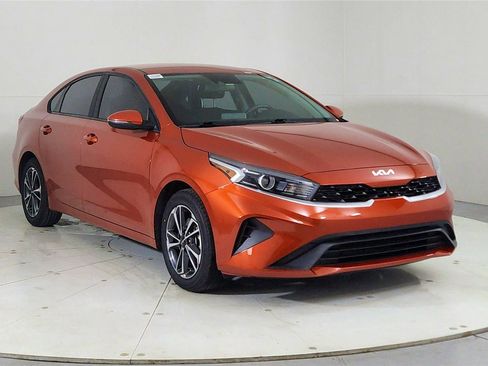 Used 2023 Kia Forte LXS w/ LXS Technology Package image 1