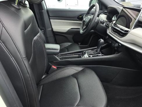 Used 2025 Jeep Compass Limited AWD/4WD image 9