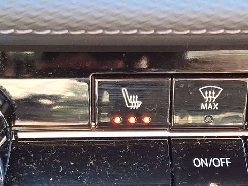 Used 2026 Chevrolet Equinox LT image 25